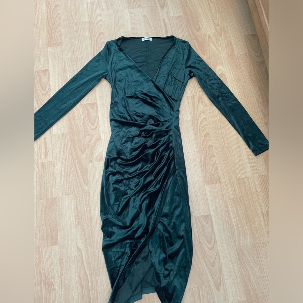 Velvet Green Midi Dress Wedding Guest